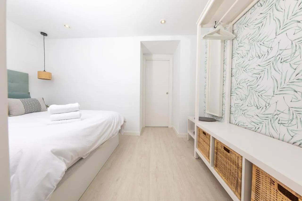 Apartment Carreteria, Central, Cosy With An Andalusian Patio Malaga Spain